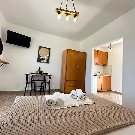 Meltemi Sea View Apartment *